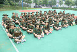 成都好口碑軍事化夏令營機構(gòu)有哪些