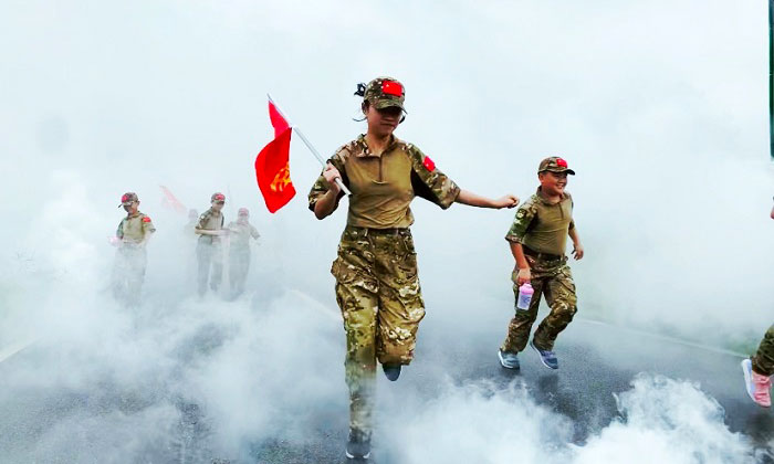 成都兒童軍訓夏令營費用
