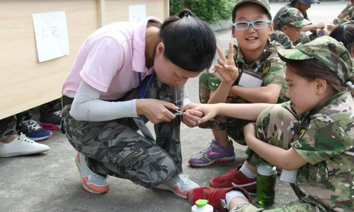 成都30天軍事夏令營.jpg