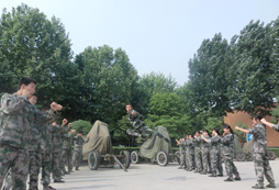 吃苦夏令營(yíng)激發(fā)孩子潛在能力