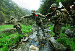 為何要選擇軍事吃苦夏令營活動？