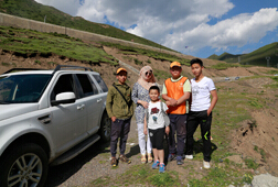 中小學(xué)生參加的吃苦夏令營(yíng)貴不貴？