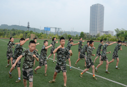重慶暑期夏令營(yíng)讓孩子成長(zhǎng)為新時(shí)代的優(yōu)秀少年