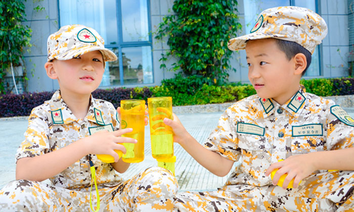 重慶軍事化夏令營一般多少錢一個(gè)月