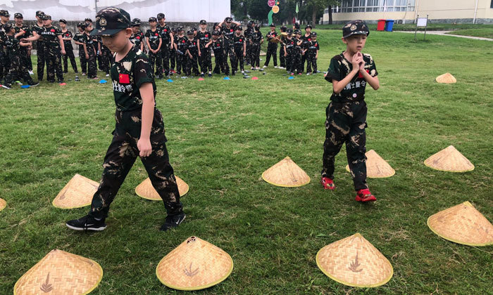 重慶軍訓(xùn)夏令營那個好