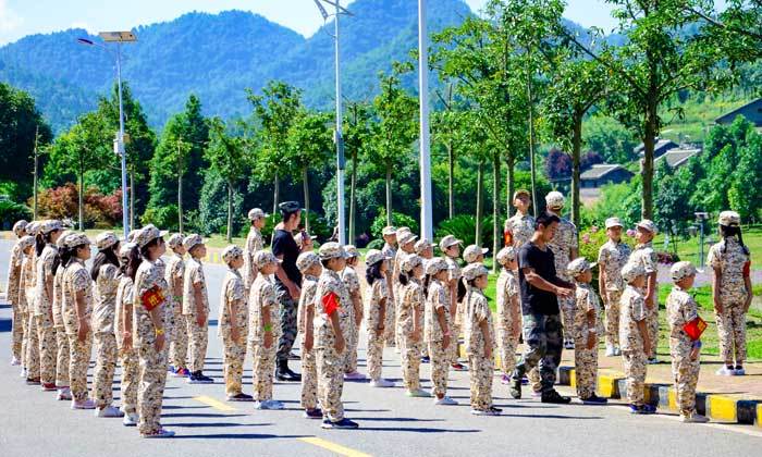 重慶夏令營哪個(gè)好