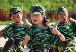 青少年重慶夏令營(yíng)活動(dòng)的本質(zhì)是什么？