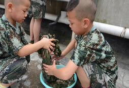 重慶游學夏令營走進秀山關注留守兒童