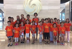 傳媒大學(xué)夏令營提升孩子溝通能力