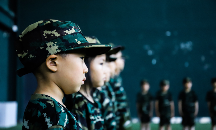 信號(hào)旗軍事夏令營(yíng)