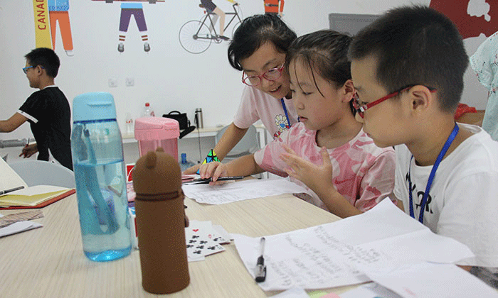 中小學(xué)生腦力思維夏令營價格