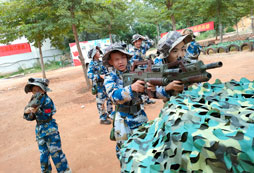 一起射擊！