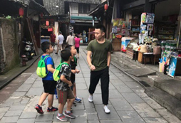 夏令營(yíng)讓孩子們懂得責(zé)任和擔(dān)當(dāng)