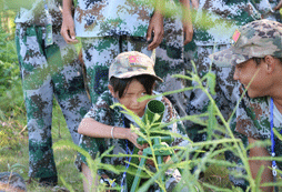 登封軍事夏令營(yíng)塑造孩子的剛強(qiáng)品質(zhì)