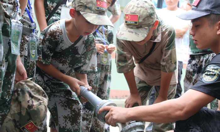 登封軍事夏令營.gif