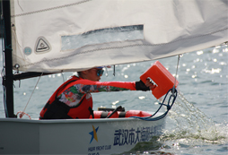駕駛帆船訓(xùn)練