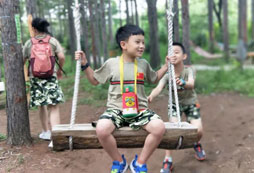東北夏令營讓青少年學(xué)會自律，不再拖拉
