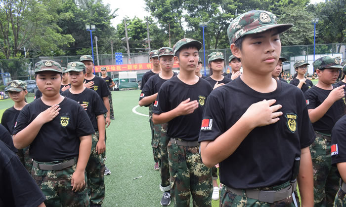 東莞軍事夏令營(yíng)哪家口碑好