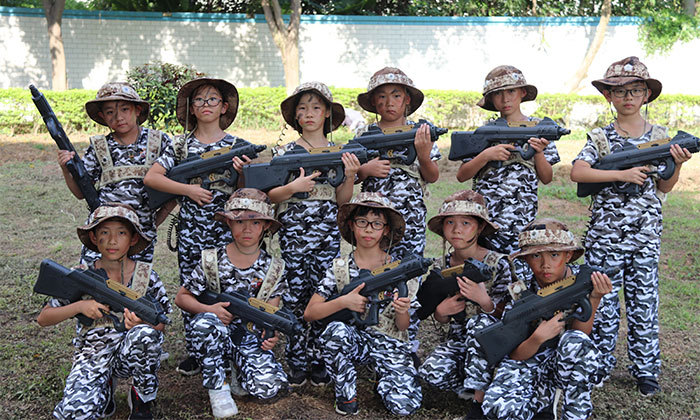 東莞軍事夏令營(yíng)