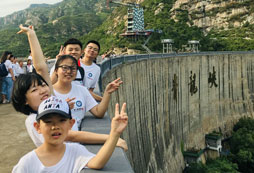 敦煌游學(xué)夏令營拉近了家長與孩子間的距離