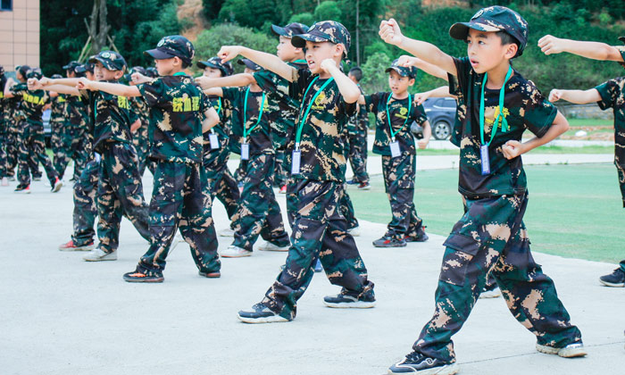 恩施青少年軍事夏令營