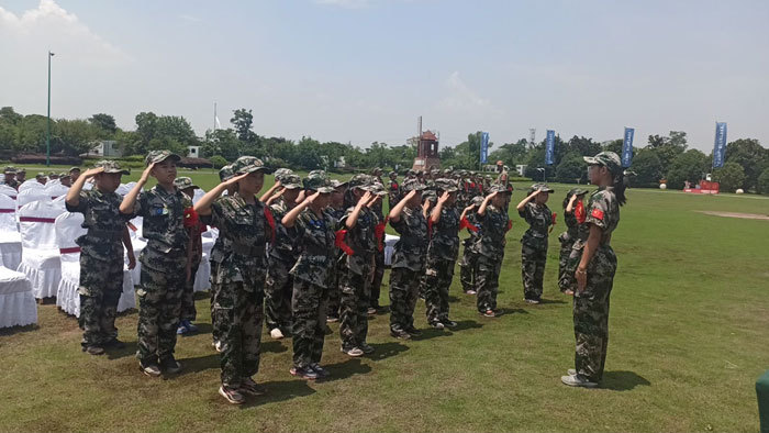 兒童軍訓(xùn)夏令營