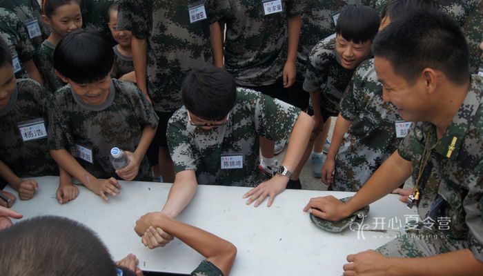 兒童特種兵軍事夏令營(yíng).jpg