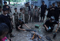 參加防城港軍事夏令營(yíng)學(xué)費(fèi)是多少？