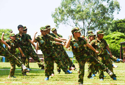 學(xué)員軍體拳訓(xùn)練