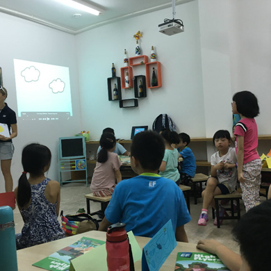 親子參加佛山拓展夏令營攻略幫你實現(xiàn)夢想