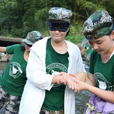 福鼎軍事夏令營幫孩子改掉不良習慣