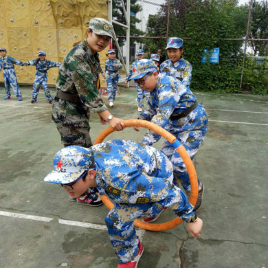 阜陽軍事夏令營豐富孩子的課余生活