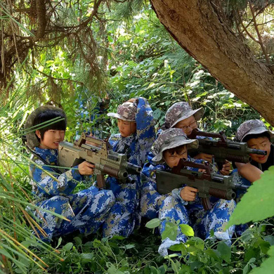 參加阜陽拓展素質(zhì)夏令營鍛煉身心