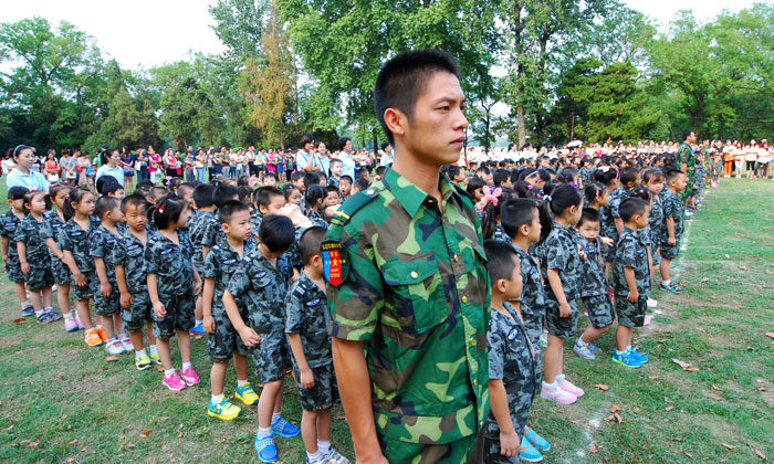 阜陽(yáng)軍事夏令營(yíng)活動(dòng)有哪些內(nèi)容呢？.jpg