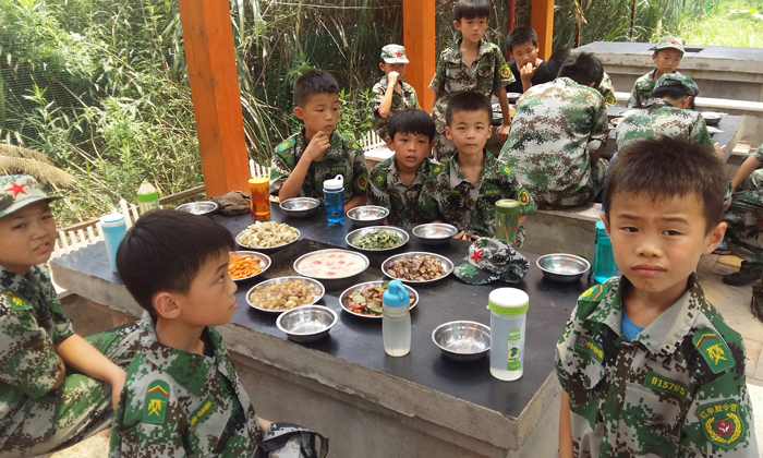 贛州兒童軍事夏令營多少錢