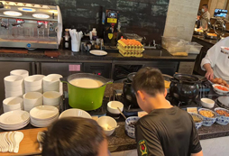 自助餐美食