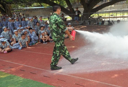 孩子在固安軍事夏令營能學(xué)到什么？