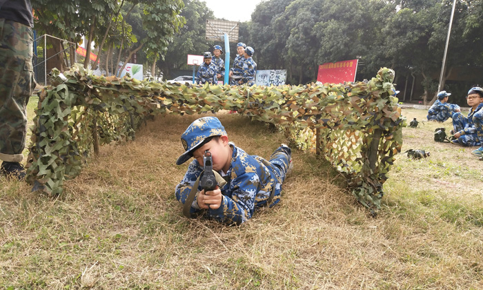 廣東兒童軍訓夏令營