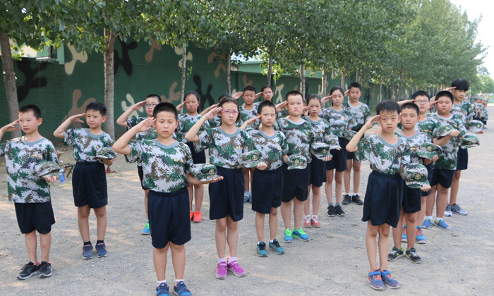 廣東省汕頭市小孩子軍訓(xùn)夏令營