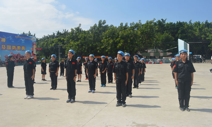 梅江初中生軍事夏令營(yíng)