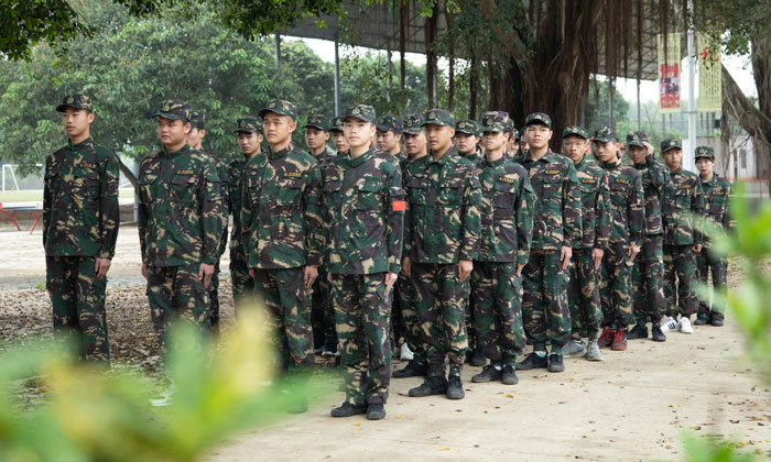 廣西軍事夏令營價格.jpg