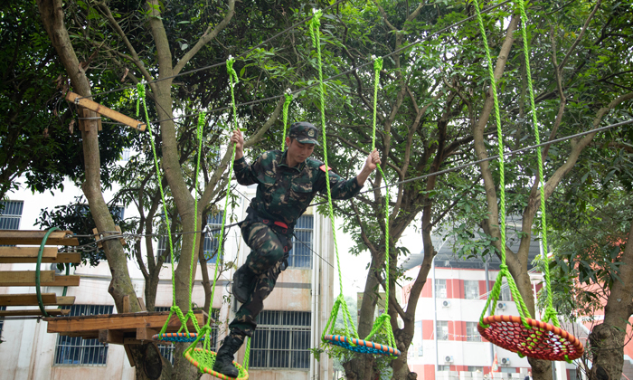 廣西軍事夏令營