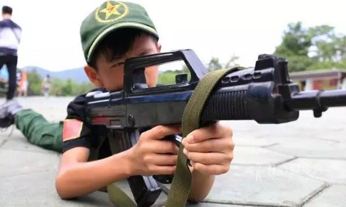 廣西軍訓(xùn)夏令營