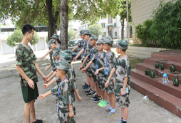 廣西軍事訓(xùn)練營(yíng)一般多少錢
