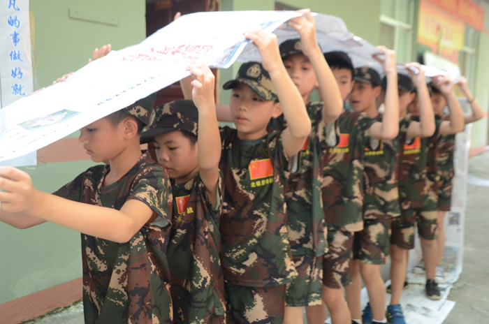 廣西崇左夏令營軍訓(xùn)