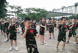廣西軍事夏令營(yíng)有哪些課程特色？