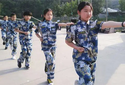 廣西的軍事夏令營(yíng)有哪些課程特色