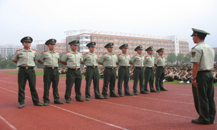 假期參加廣州軍事體驗(yàn)夏令營的安全如何保障.jpg