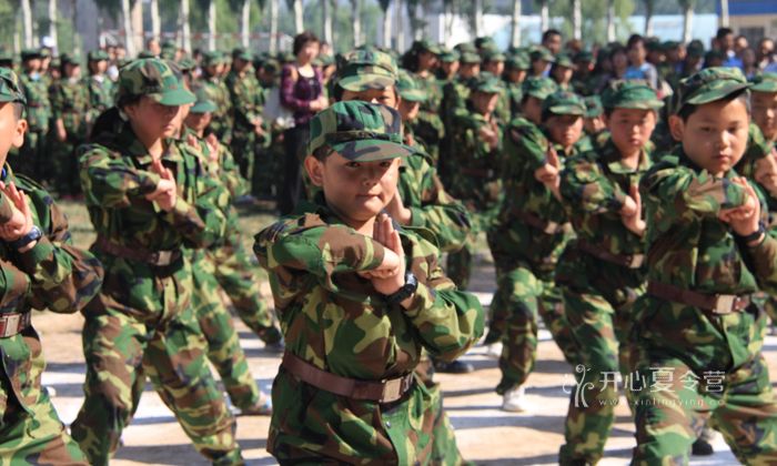 廣州軍事夏令營(yíng)