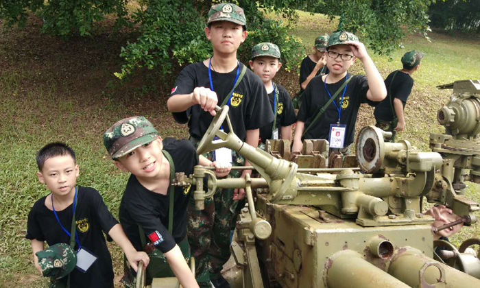 梅州軍事夏令營(yíng)